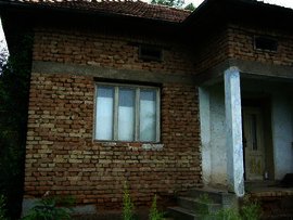 Rural Bulgarian house in Pleven region Ref. No 5038