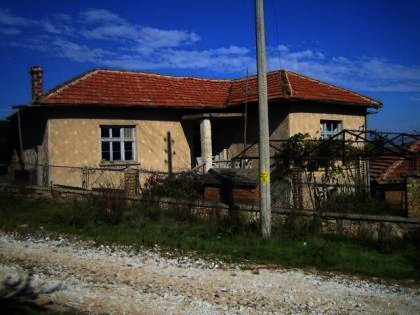 Rural house near Haskovo Bulgarian countryside Ref. No 2315