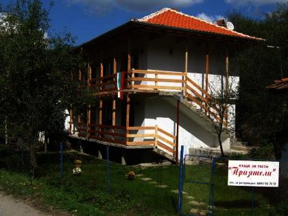 Bulgarian old style house for rent in mountain Ref. No R001