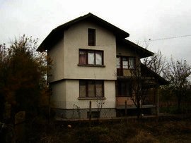 Rural house near Danube river in Pleven region Ref. No 55069