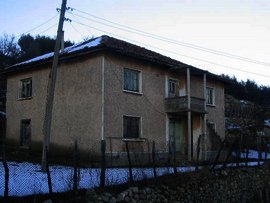 Rural brick house in Kardjali region.Good investment in bulgarian property. Ref. No 44275