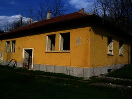 Rural bulgarian house in Kardjali region in Bulgaria Ref. No 44458