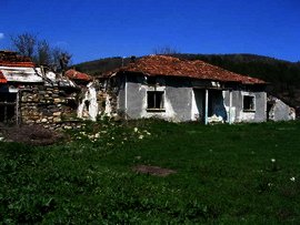 Cheap house with potential near Kardjali in Bulgaria. Ref. No 44455