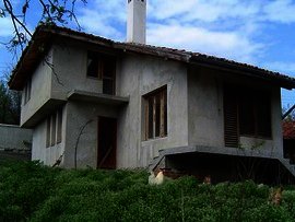 A modern house near Kardjali.Stylish estate in Bulgaria. Ref. No 44277