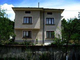 An attractive house near Kurdjali.Estate for sale in Bulgaria. Ref. No 44148