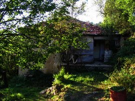Massive house near Kardjali in Bulgaria. Ref. No 44075