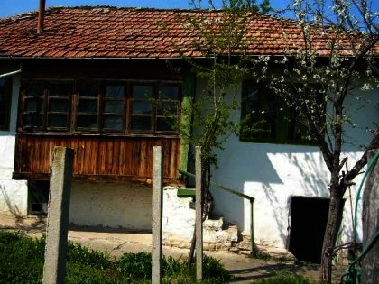 traditional rural house near Gabrovo Ref. No 591068