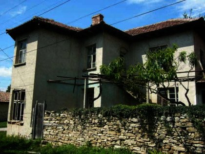 frame-built house near Gabrovo Ref. No 591036