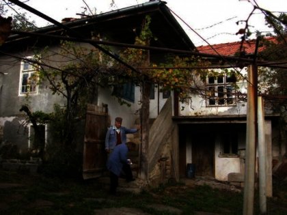 An authentic two storey house near Gabrovo Ref. No 591042