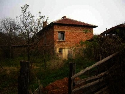 Beautiful one-storey house near Gabrovo Ref. No 59047