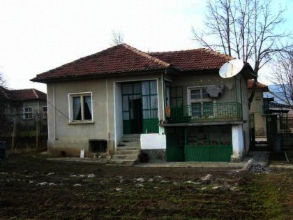 Detached single-storey house near Gabrovo Ref. No 59064