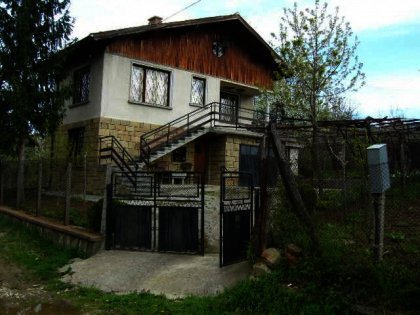 Excellent holiday retreat, house near Gabrovo Ref. No 591003