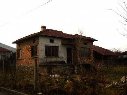 Solid rural property near Gabrovo Ref. No 59065