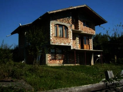 Spacious monolith villa near Gabrovo Bulgaria Ref. No 59030