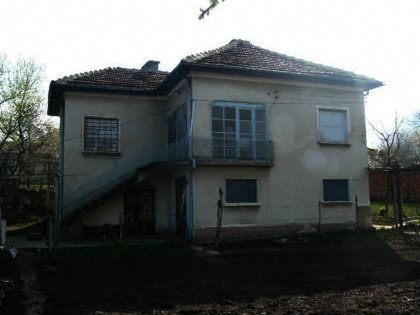 A nice rural house near Pleven with panoramic views over the Danube  Ref. No 55148