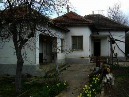 An appealing holiday house near Pleven in Bulgaria Ref. No 55152
