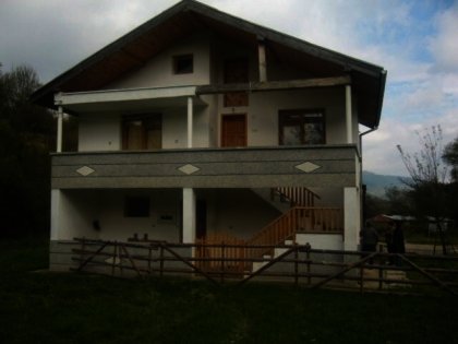 bulgarian villa for sale with a sheep-breeding farm  Ref. No 593047