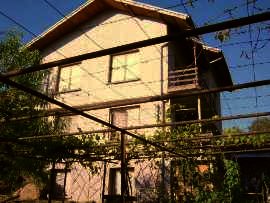 Solid two-storey house for sale near Troyan Ref. No 593017