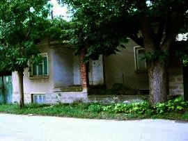 Wonderful frame-built bulgarian house for sale with a “summer house” Ref. No 593025